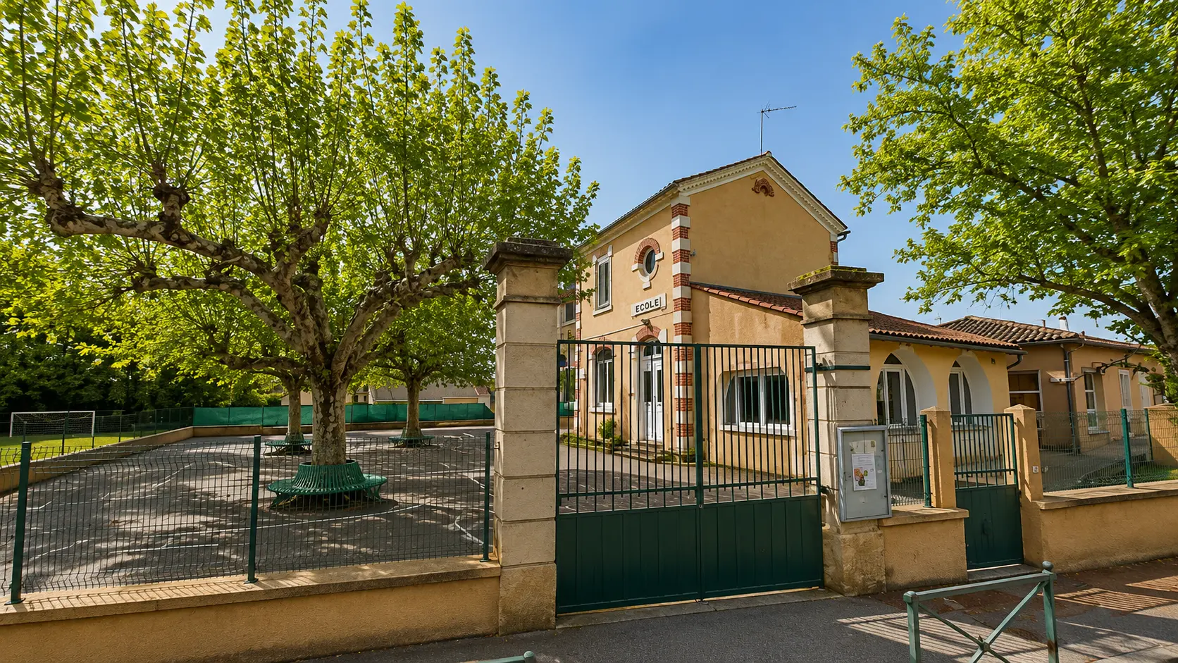 École d'Auzon